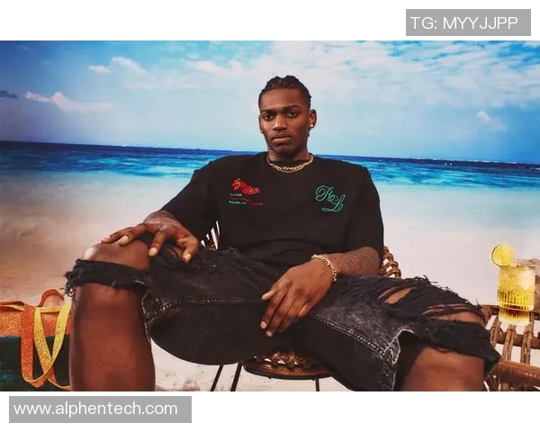 足球明星夏季日常穿搭风格揭秘时尚潮流与运动气息完美结合