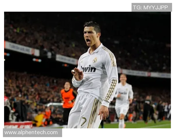 足球巨星的经典比赛瞬间重温与精彩回顾